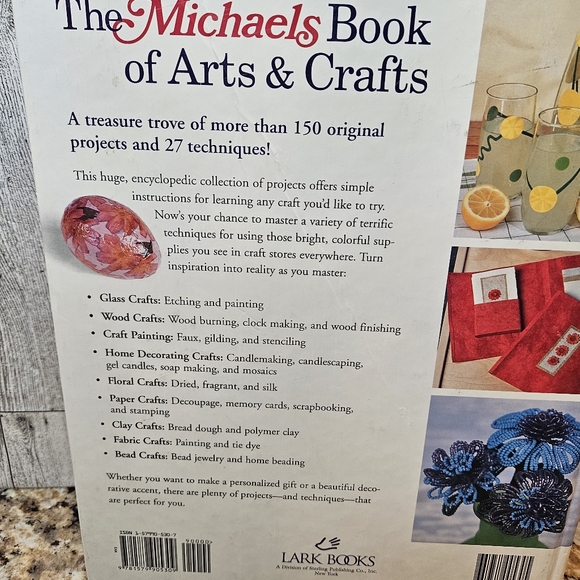 The Michaels Book of Arts & Crafts Large Hardcover Arts and Craft Projects - Picture 7 of 15